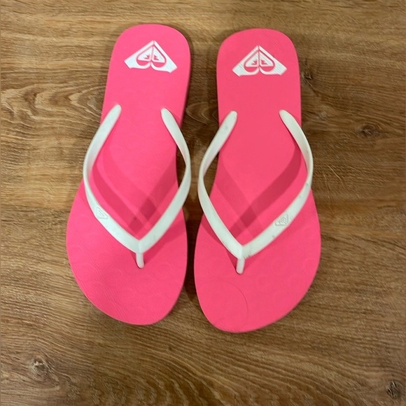 ROXY pink flip flops​​ - Picture 1 of 3